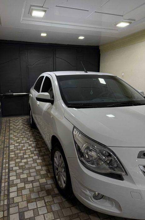 Cobalt Chevrolet Avtomat Белый цвет