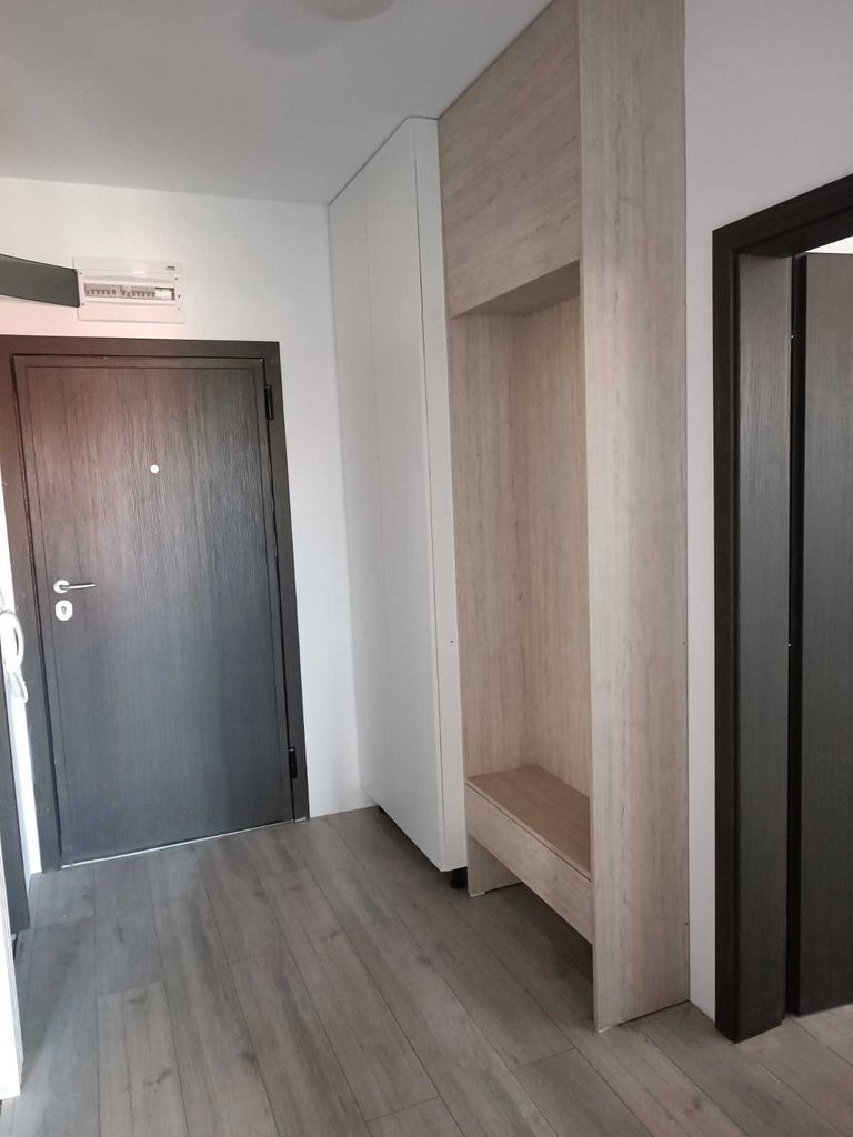 Дава се под наем Тристаен апартамент в София, Кръстова вада - 1100 кв.м за 1250 € - Снимка #16