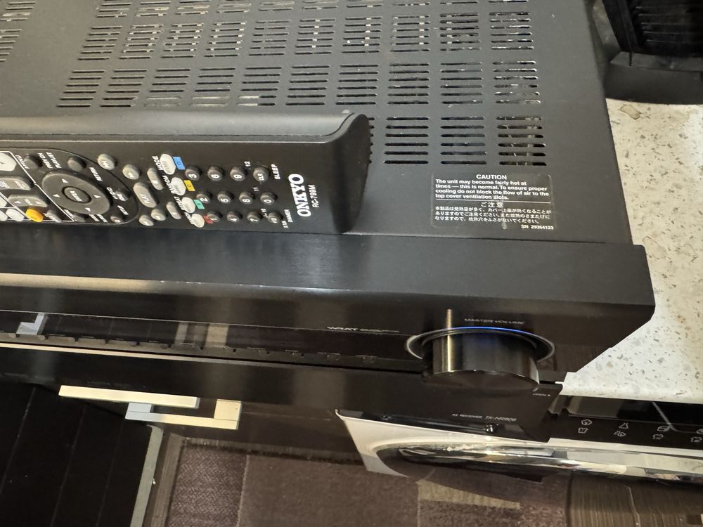 Onkyo TX-NR808 resiver