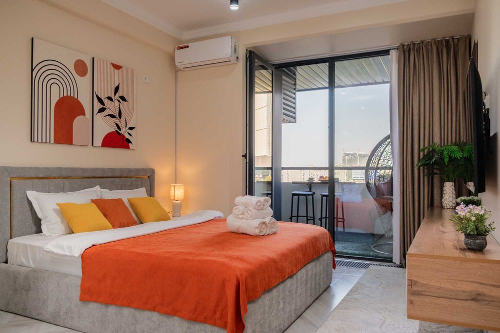 Современная студия с панорамой на Tashkent City