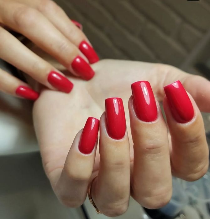 Маникюр, наращивание ногтей