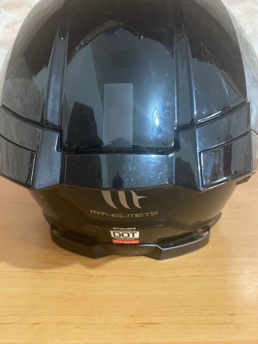 Vand Casca Moto MT Thunder 4 in stare Impecabila + Manusi Moto
