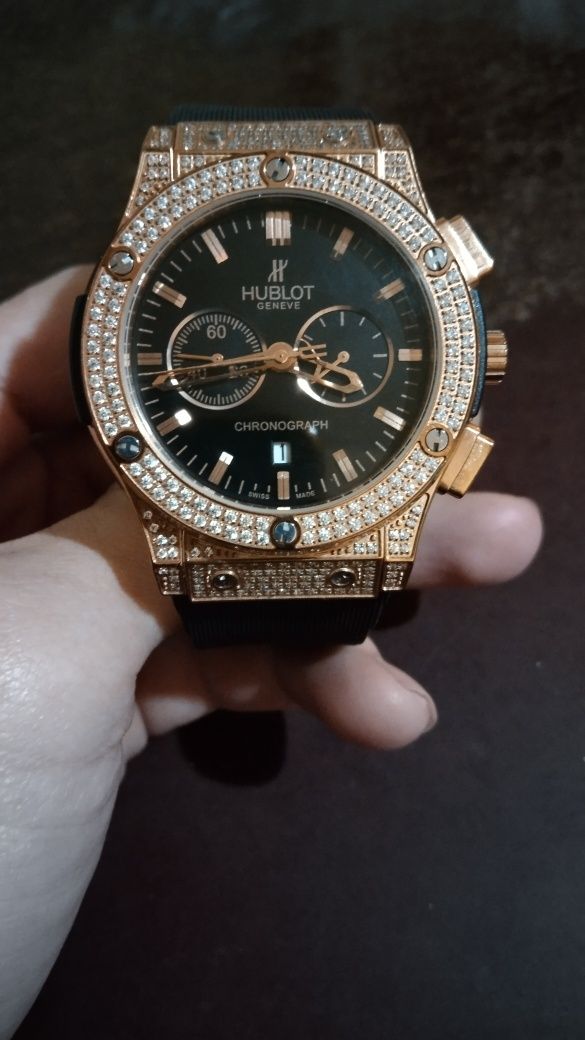 Часы HUBLOT GEHEVE срочно.
