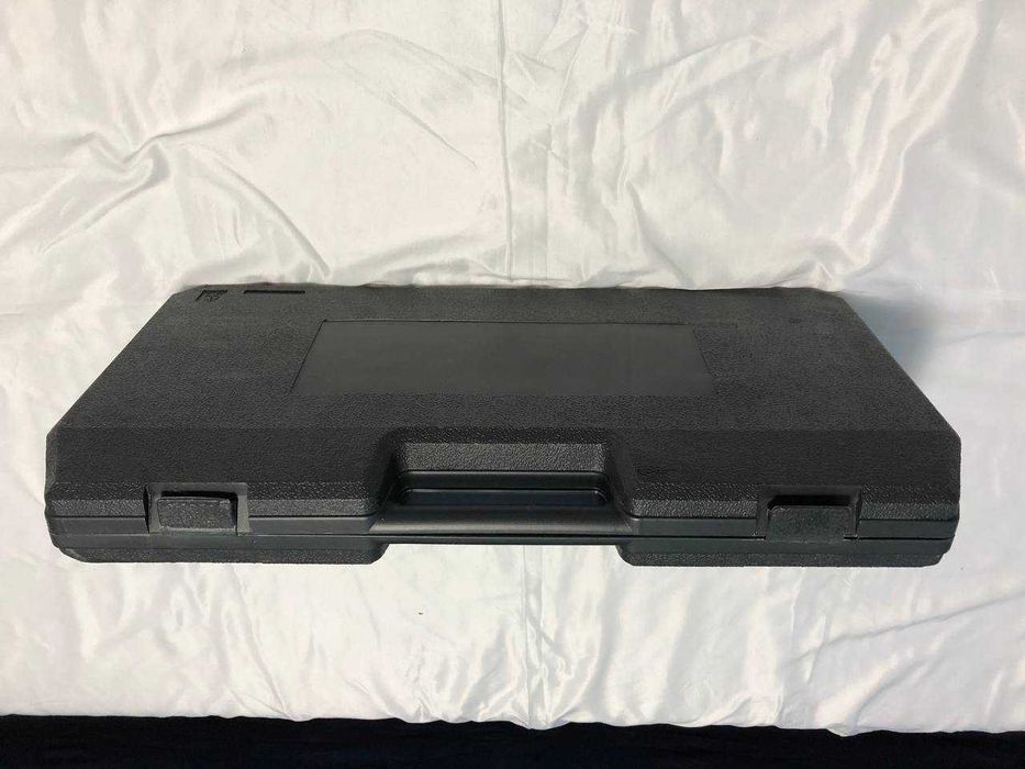 Valiza cu 18 ustensile gratar. frigare. ceaun.