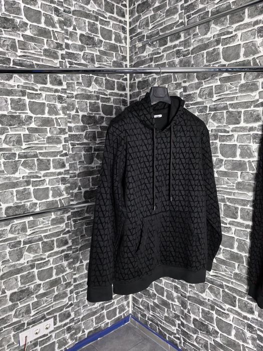 Valentino екип високо качество