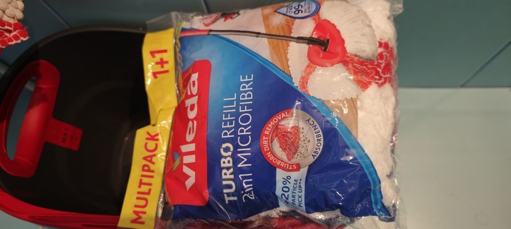 Vileda Set Mop Rotativ+Galeata Turbo Smart cu 2 capete noi