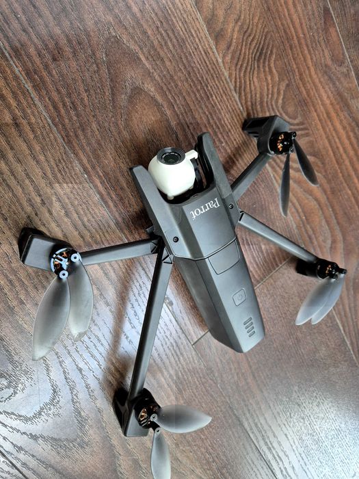 4К дрон Parrot Anafi