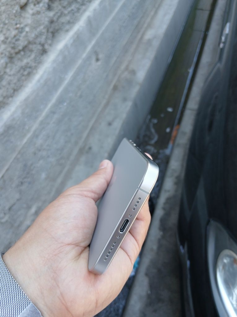 Продаётся iPhone 15 Pro Max