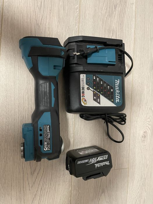 Multicutter makita DTM52!!