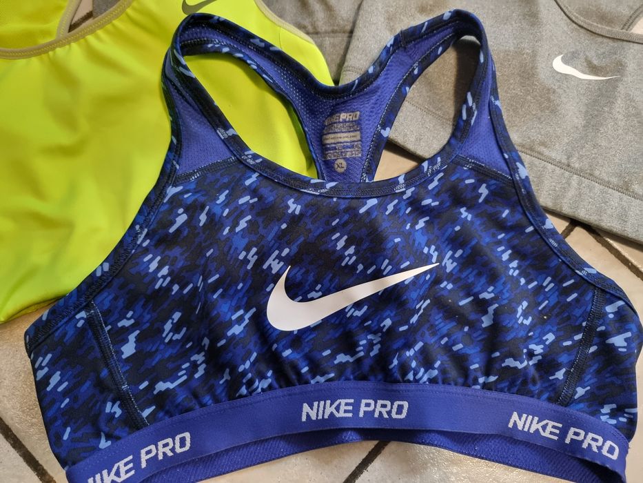 Nike бюстиенца s