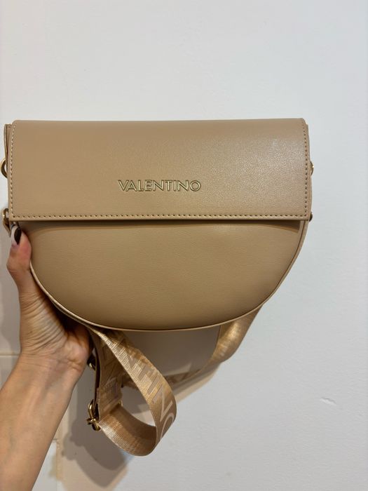 Valentino чанта - бежова