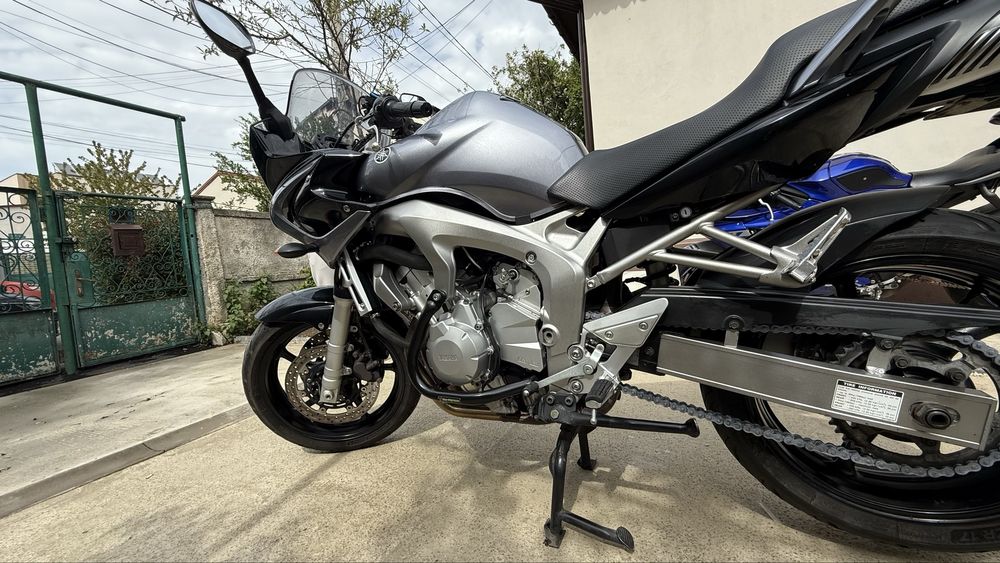 Yamaha FZ6 Fazer