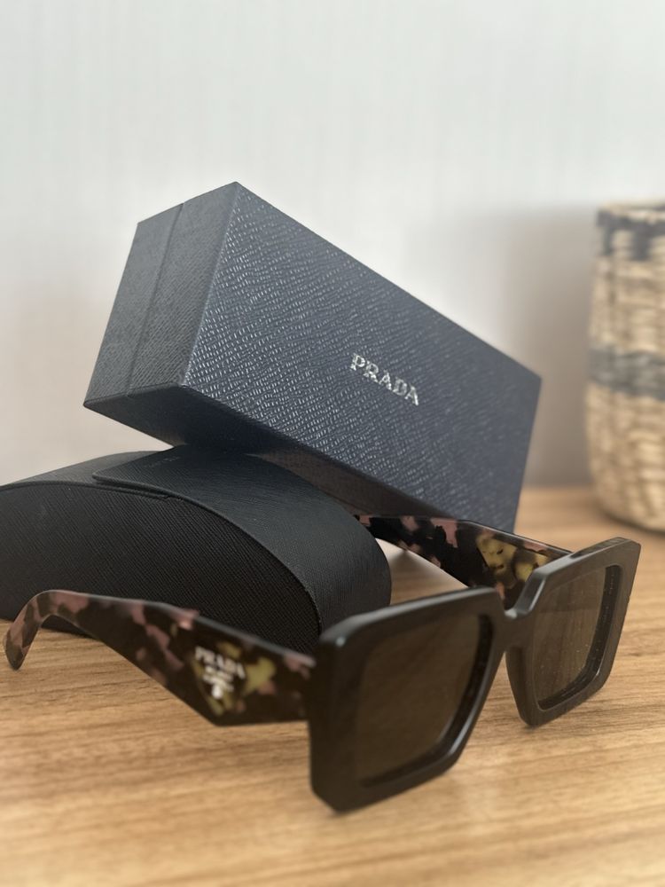 Оригинални очила Prada от Opticlasa