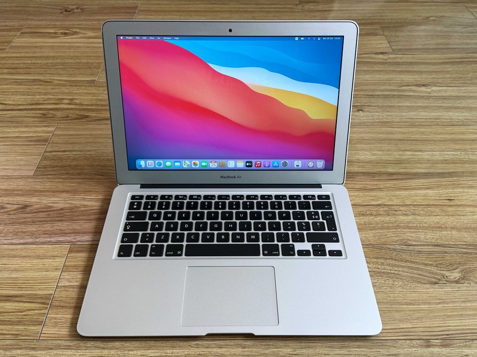 MacBook Air 13 2014`Core i5-4260U/128GB SSD/4GB RAM