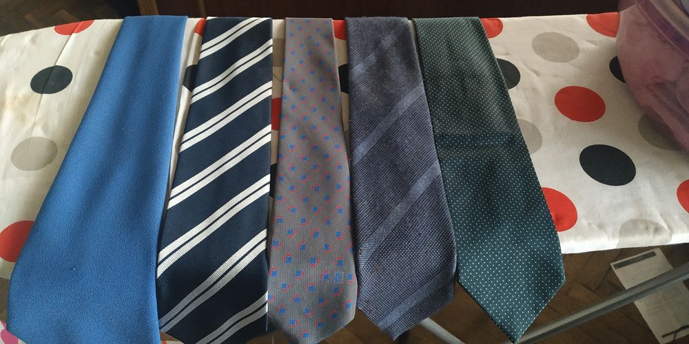 Вратовръзки неразличими от нови