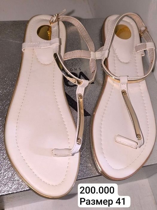 Женская обувь. Сапоги, полусапожки, туфли, балетки, босоножки, бутсы.