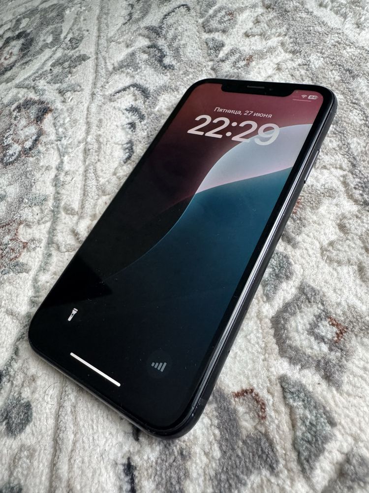iPhone xr 64gb.