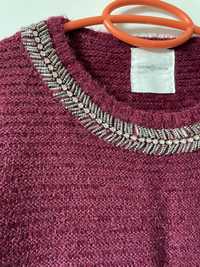 Дамски пуловер с декорация