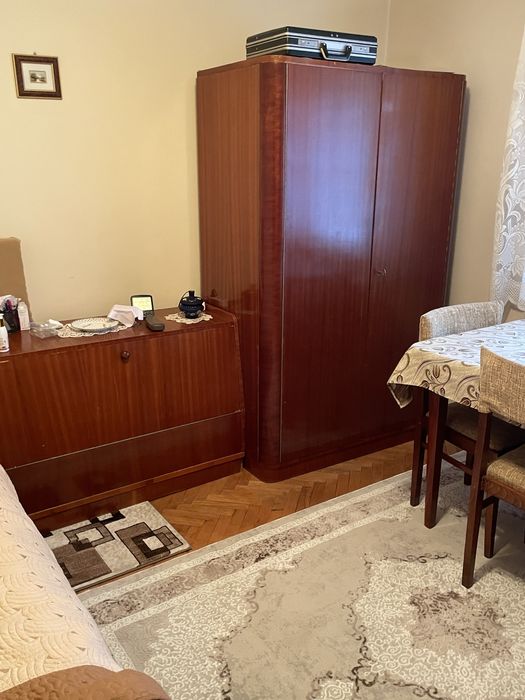 Grasis Dulap dormitor vintage