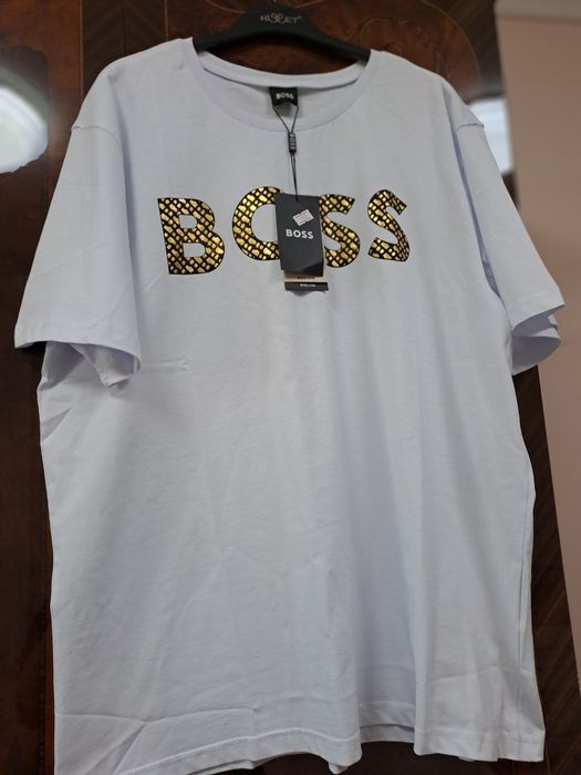 Продаётся мужская футболка Новая