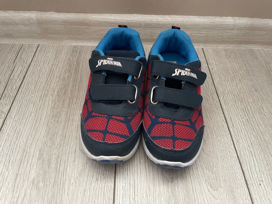 Светещи детски маратонки Spider-Man