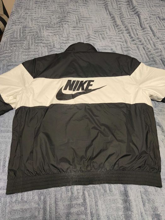 Оригинално мъжко яке Nike