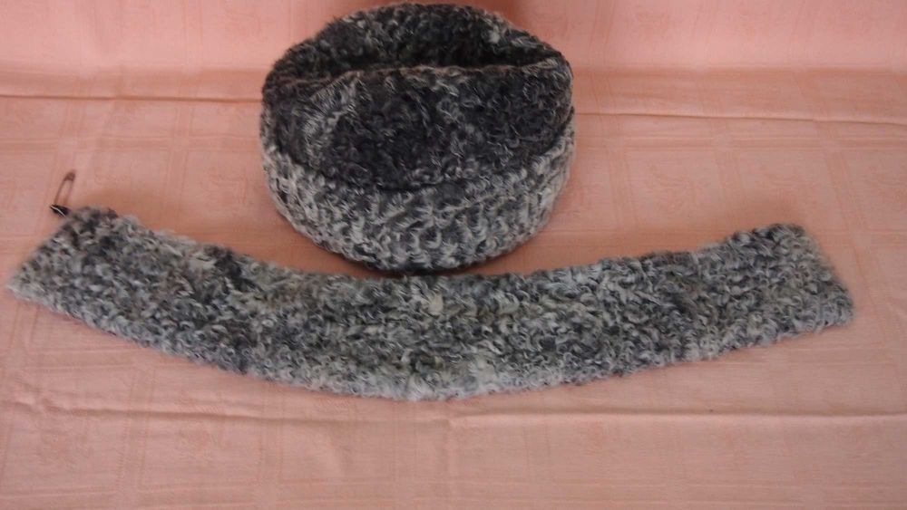 Caciula blana barbati