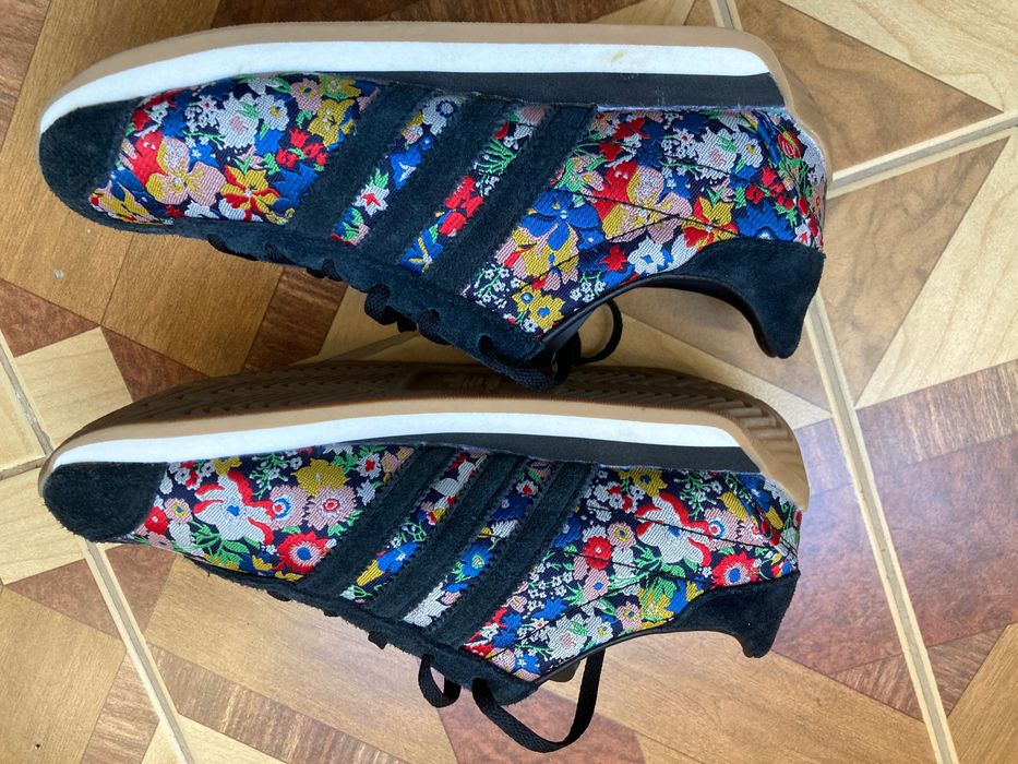 Adidas лимитирана серия 2025 год, оригинални