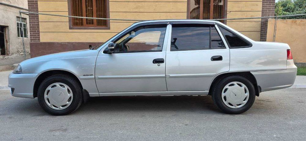 Nexia 2 donc sotiladi