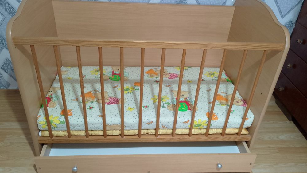 Детска кошара с матрак