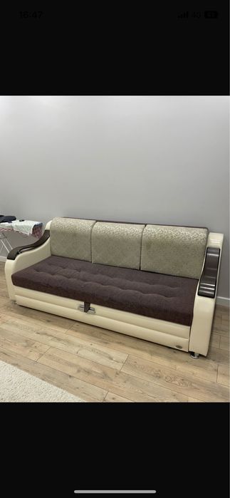 Продам диван б/у в хорошем состоянии