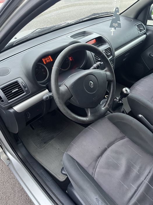 Renault Clio 2 2005 219.000km Climatronic