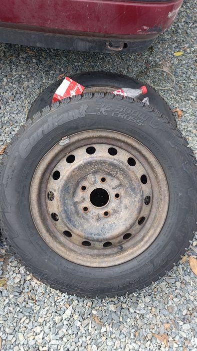 Продам комплект колёс 205/65 15 от toyota