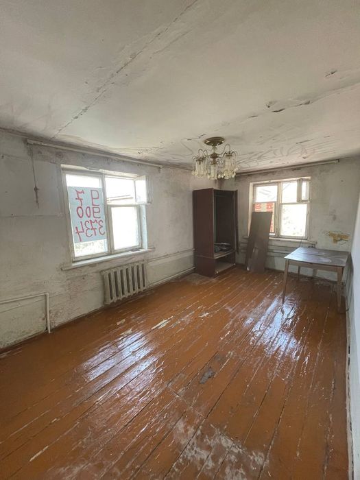 Продам Квартиру 1 ком 4 этаж на Артыкова в Янгиюле