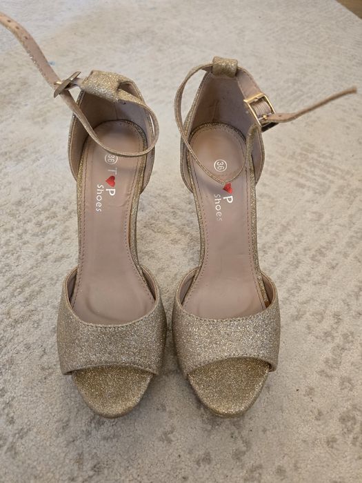 Sandale dama cu toc