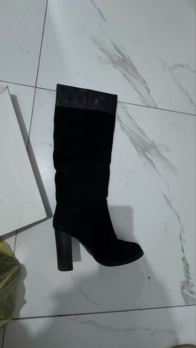 Отдам за символические цены. Состяние отличные.
