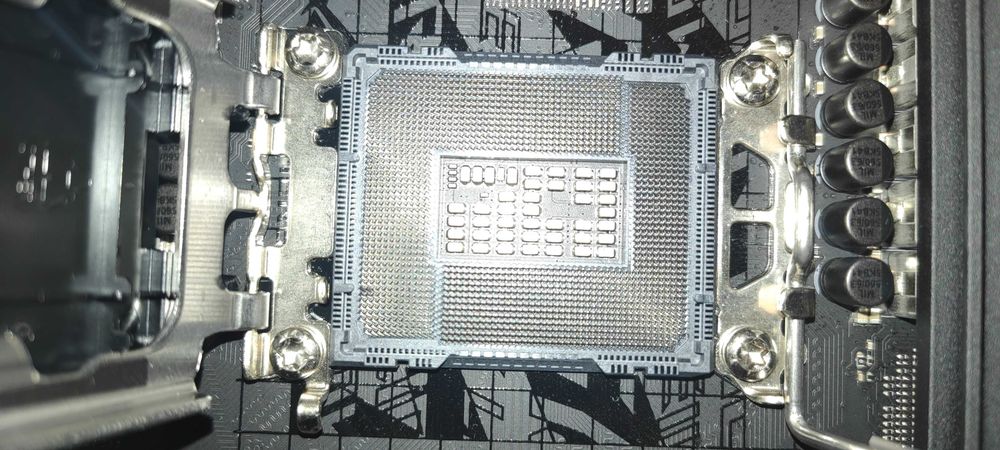 ASUS Strix Z690E Gaming Wifi