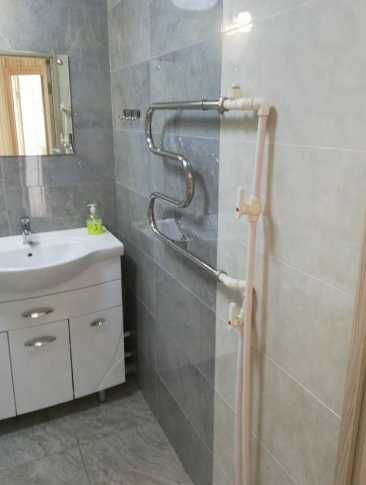 Дава се под наем Тристаен апартамент в Бургас, Възраждане - 80 кв.м за 331.5 € - Снимка #3