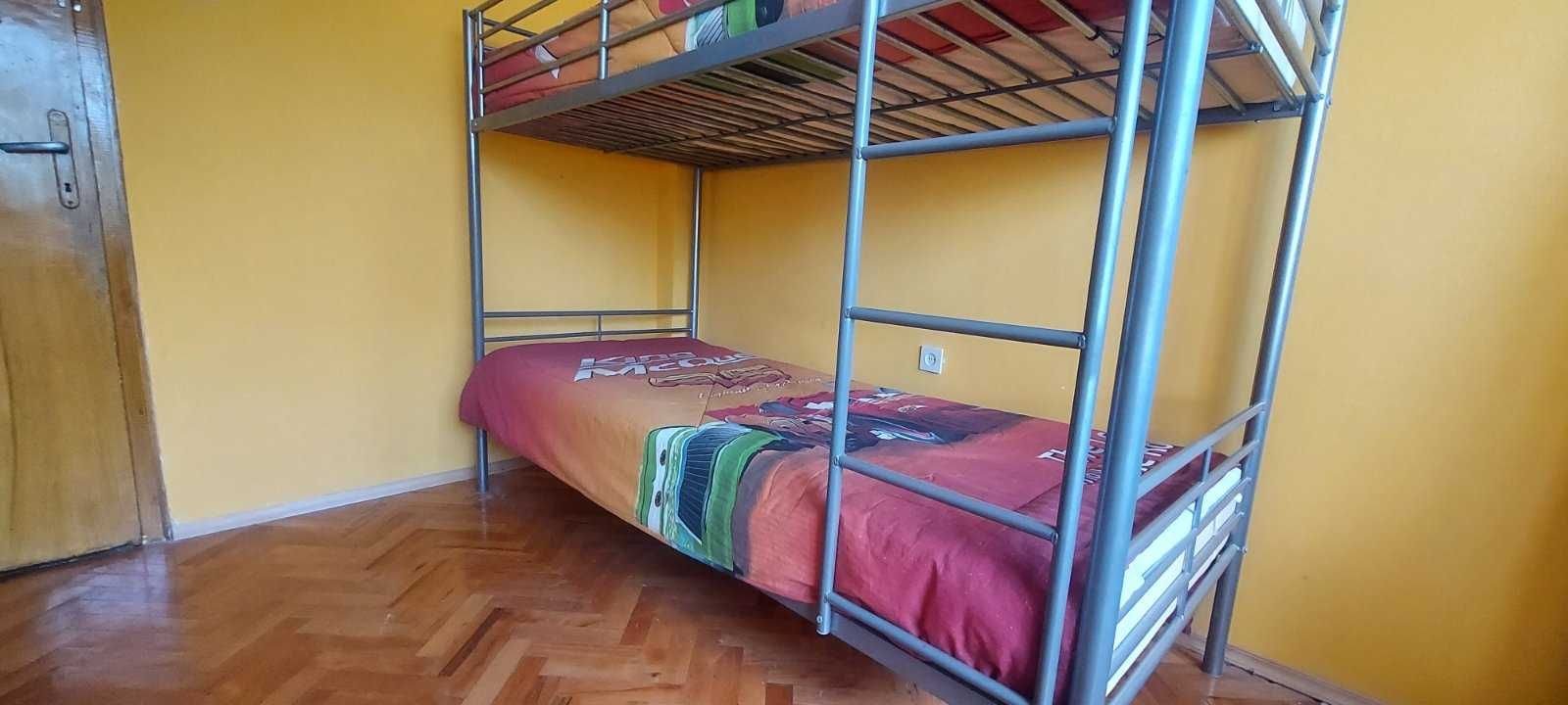 Двуетажно метално легло от Jysk