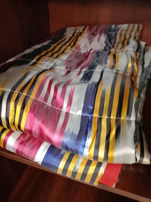 Продам  одеяло (95х113)