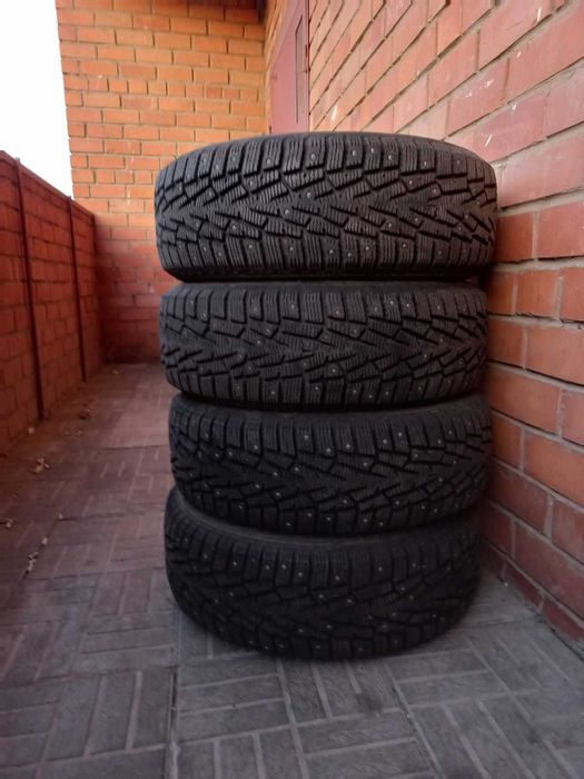 Продам зимние шины