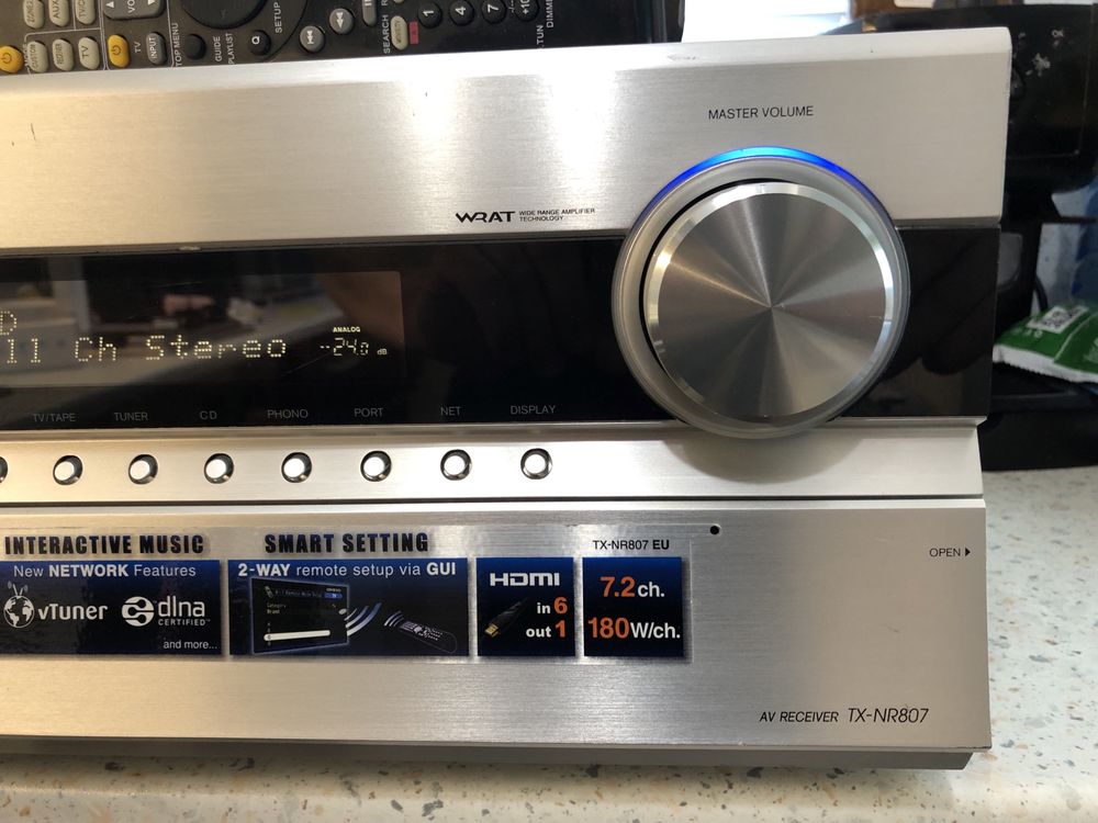 Onkyo TX-NR807 resiver