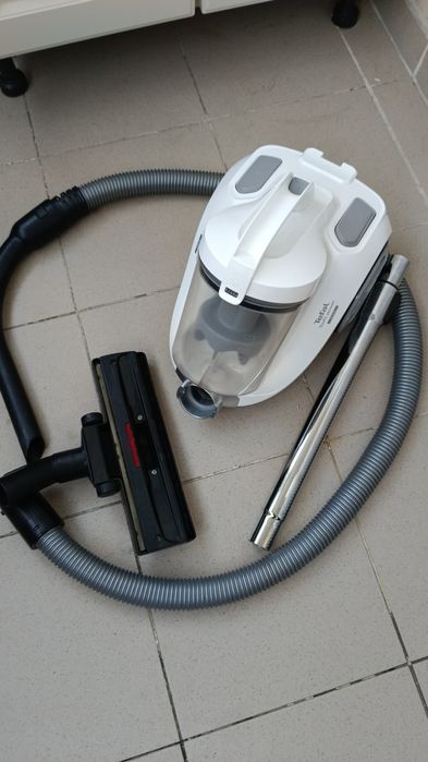 Пылесос Tefal Swift power Cyclonic
