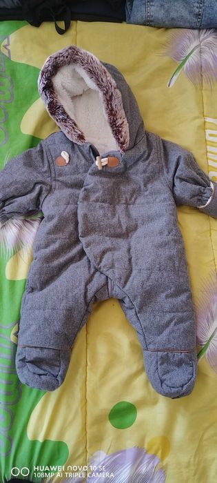 Космонавт за бебе