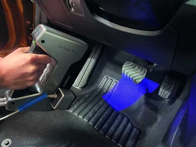 Гумени стелки за РЕНО ЛАГУНА 2/2001-2007/RENAULT LAGUNA 2 01-07 SAHLER