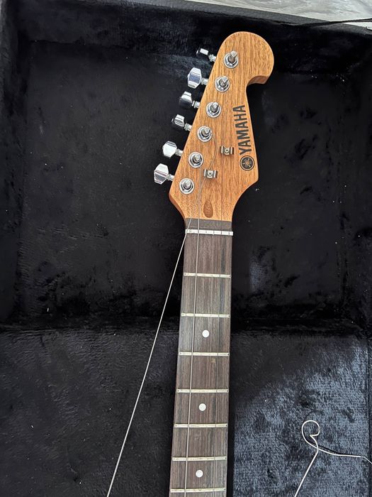 Guitar Solo Electro Yamaha