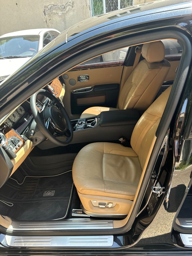 Rolls roys Ghost 2010 год 175000 км