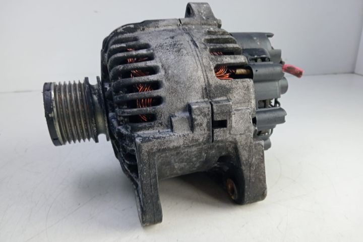 Alternator  110A 8200386806 Dacia Logan prima generatie (facelift) se