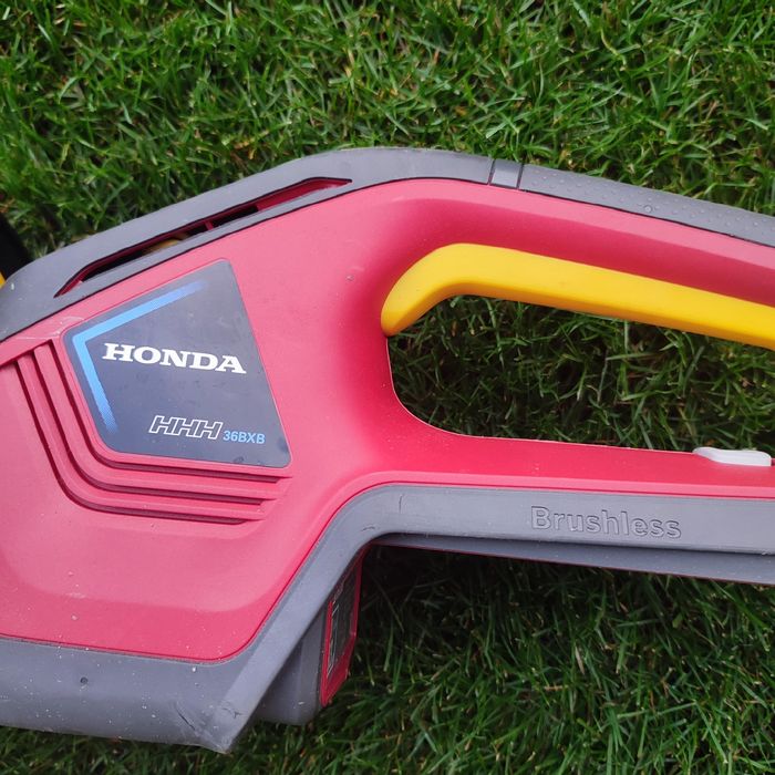 Foarfeca Honda HHH 36 Bxb Honda pe acumulatori tuns tăiat gard viu