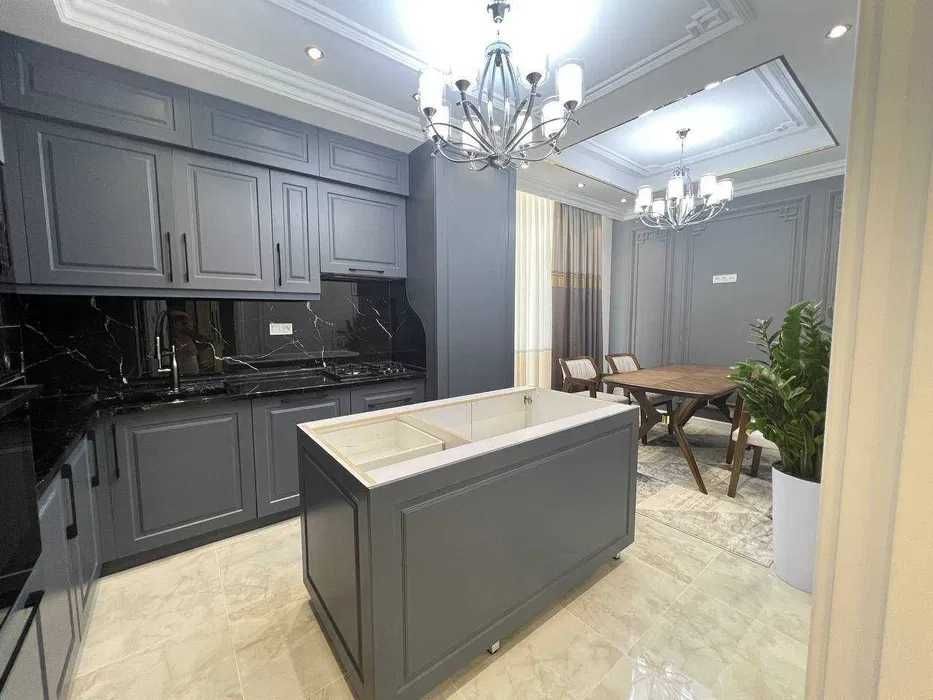 Сдаётся Шикарная 4х ком кв-ра на Тараса Шевченко Мирабадский ID05